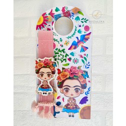 Πασχαλινή Λαμπάδα σε Ξύλινη Πλάτη " Frida Kahlo"